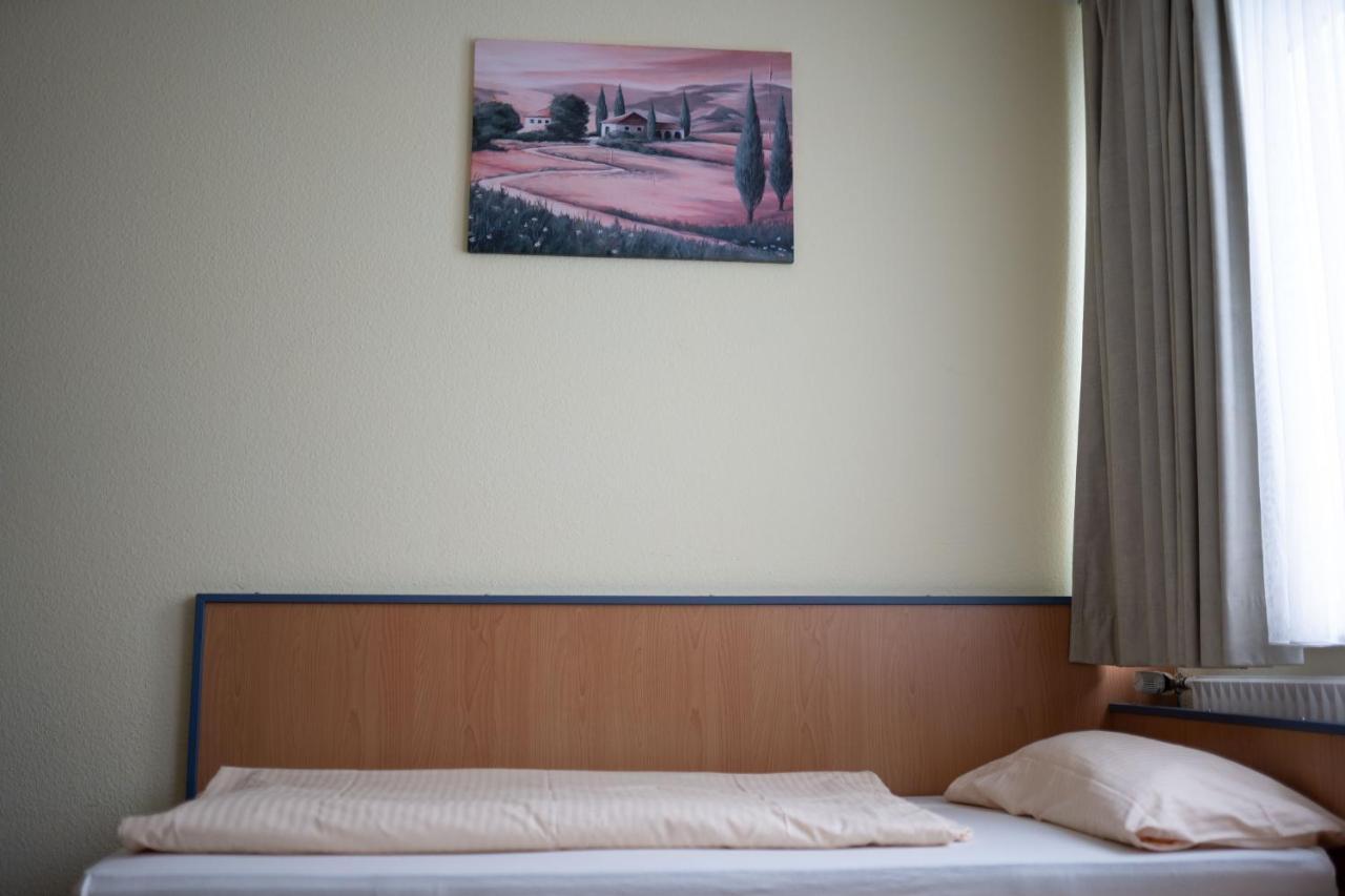 Radlstadl - Brauhaus Und Hotel Kaarst Luaran gambar
